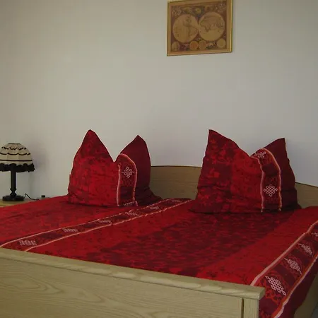 Spacious With Sauna In Apartment *